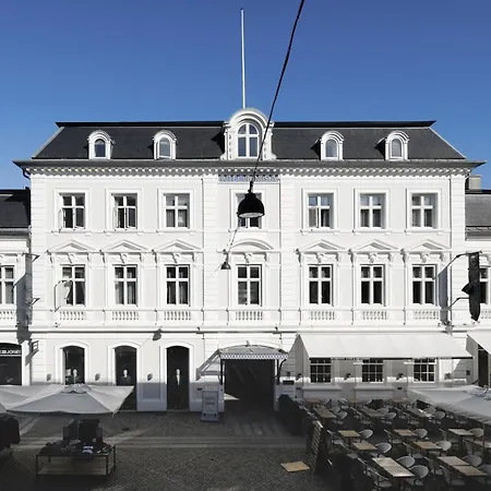 Four Points Flex By Sheraton Hotel 3*