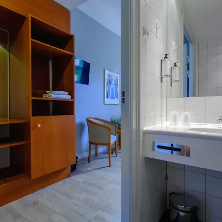 Four Points Flex By Sheraton 3* רוסקלידה